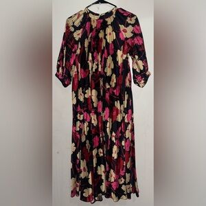 NWOT Christina Rohde Floral Pleated Oversize Boho Dress